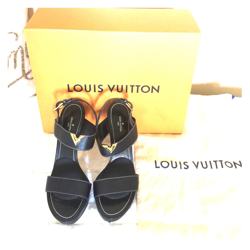 Louis Vuitton New Wave sandals